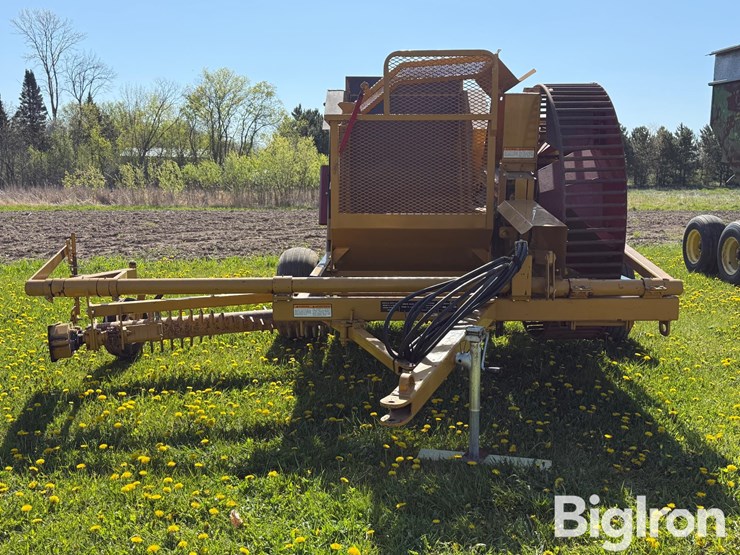 2001-haybuster-3106-image-2