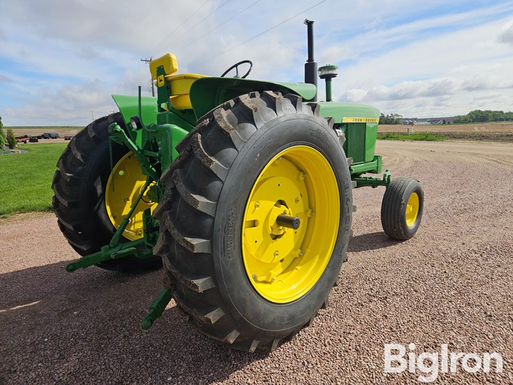 1961-john-deere-4010-image-5