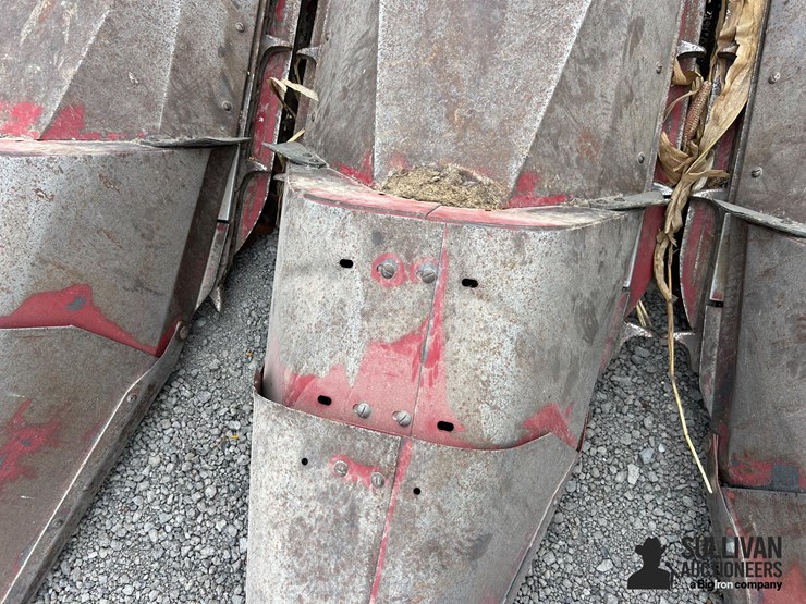 case-ih-1063-image-11