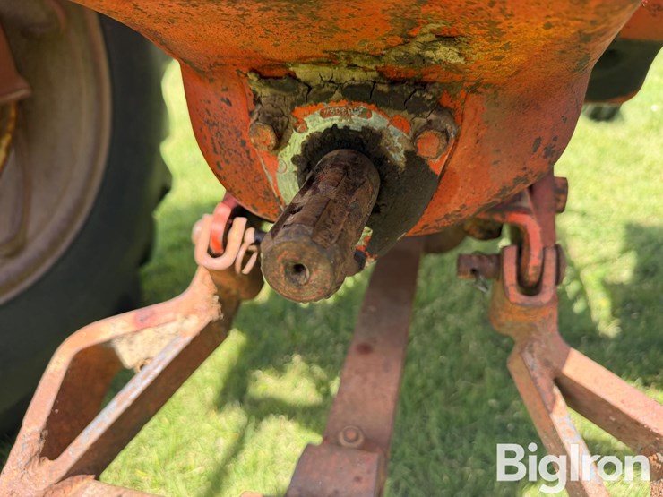 1961-allis-chalmers-d17-image-12