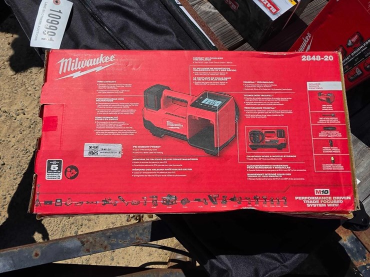 2224---milwaukee-m18-inflator-image-2
