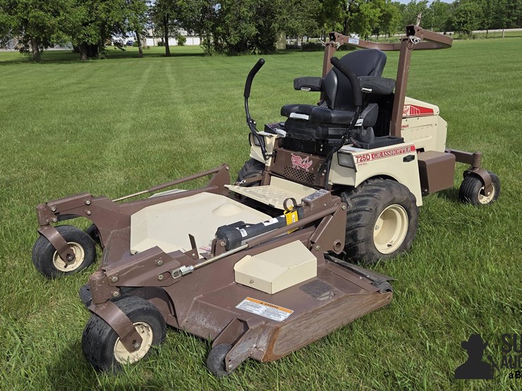 2014-grasshopper-725dt6-image-1