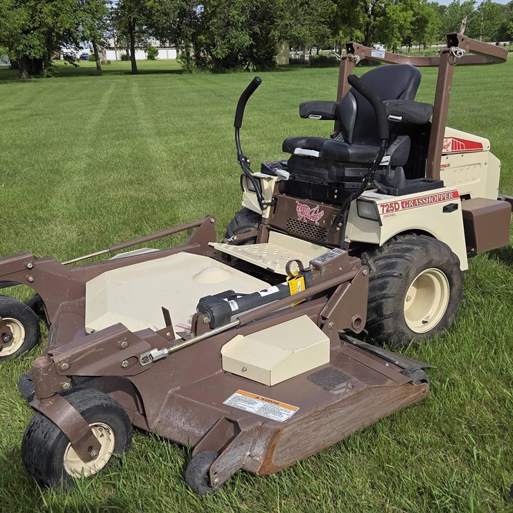 2014 GRASSHOPPER 725DT6