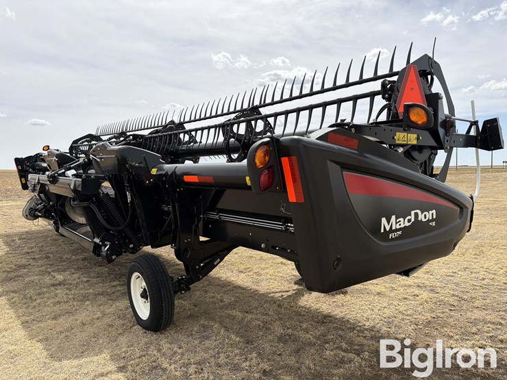 2015-mac-don-fd75-image-8