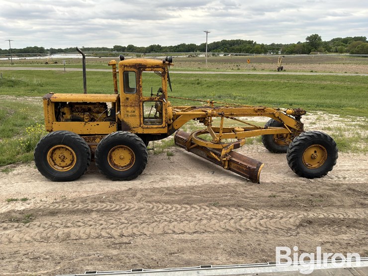 caterpillar-12-image-4