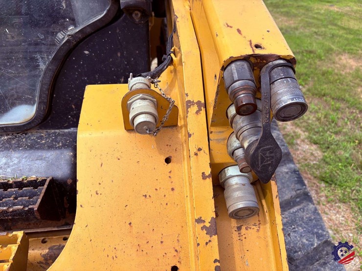 2018-caterpillar-299d2-xhp-image-44