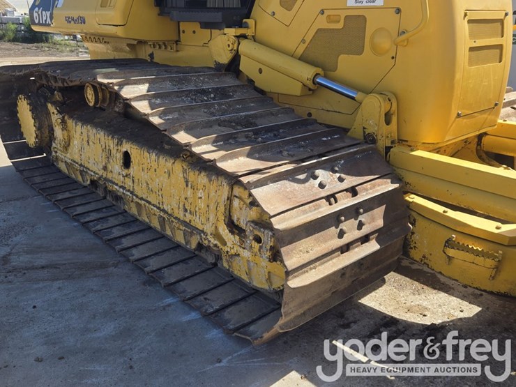 2022-komatsu-d61px-24-image-14