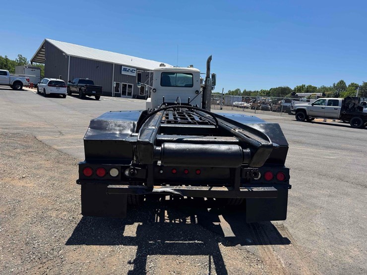 1992-mack-rd690sx-image-4