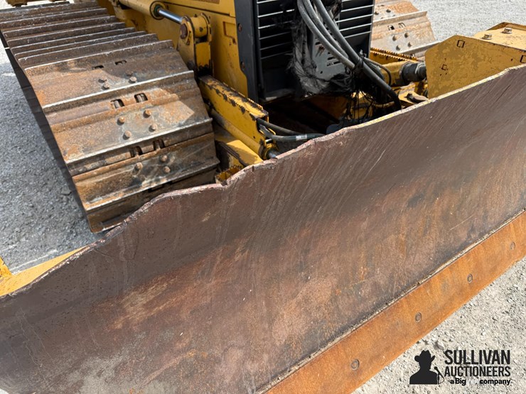 2017-deere-450j-lgp-image-10
