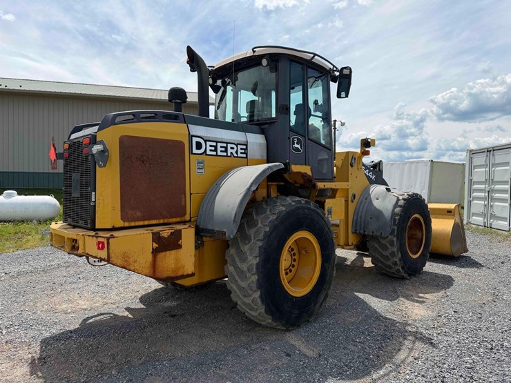 2013-deere-544k-image-5