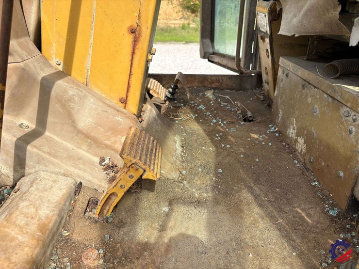 caterpillar-130g-image-75