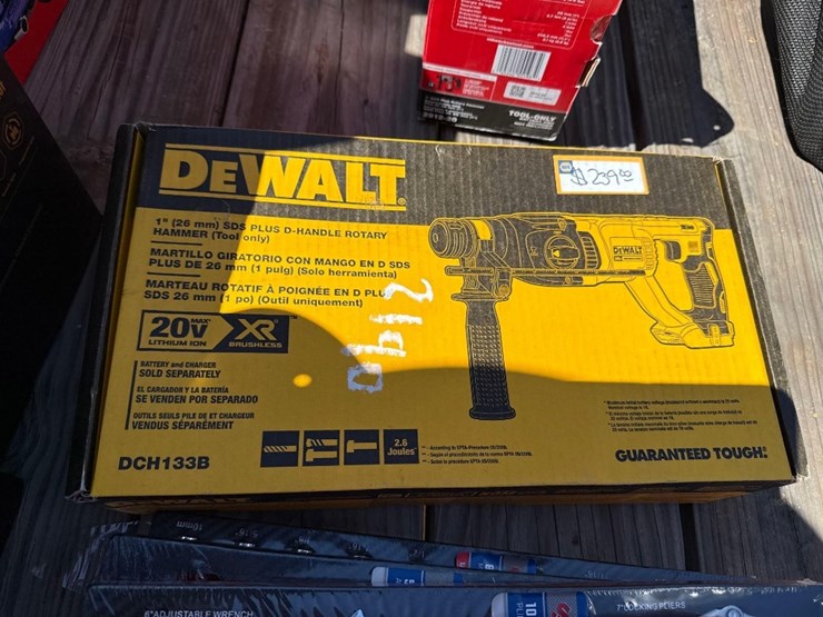 2190---dewalt-20-volt-drill-image-2