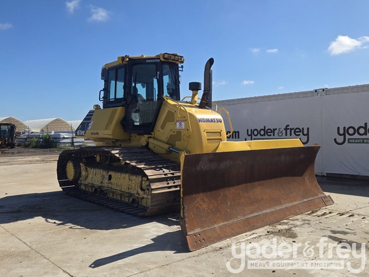 2022-komatsu-d61px-24-image-7