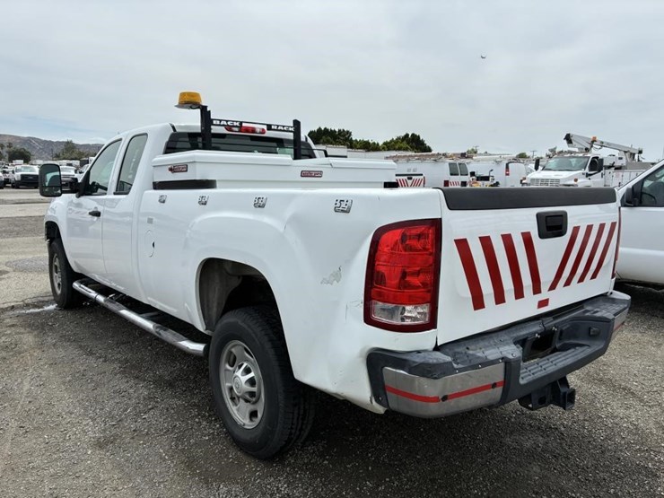 2012-gmc-2500hd-image-4