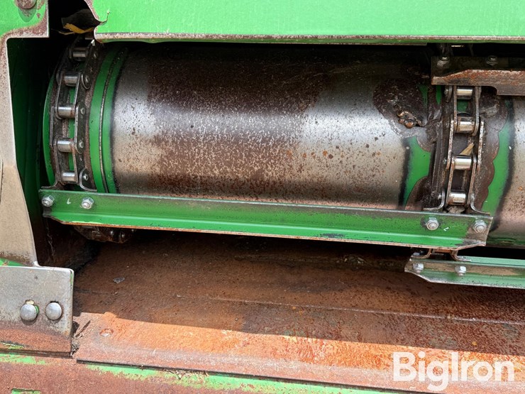 2004-john-deere-9560-sts-image-18