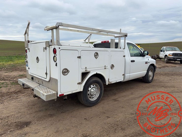 2008-dodge-ram-2500-image-3