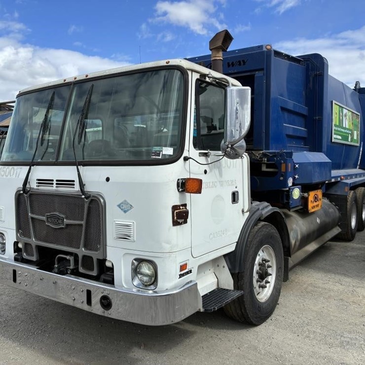 2018 AUTOCAR XPEDITOR