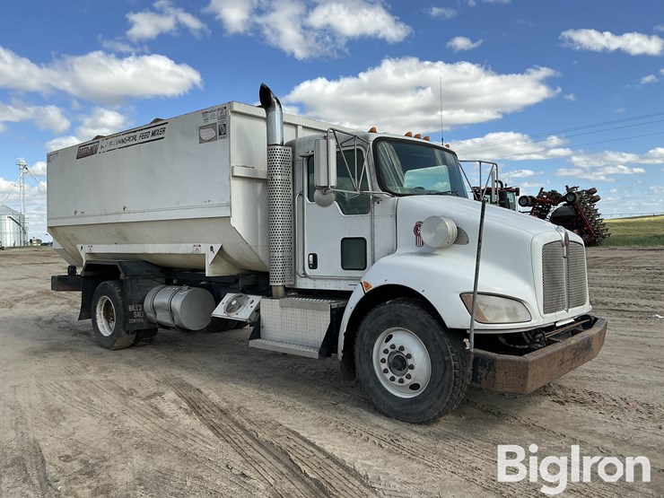 2010-kenworth-t370-image-3