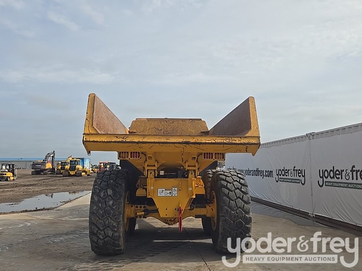 2023-volvo-a25g-image-4