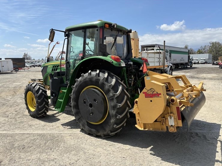 2016-john-deere-6130m-image-4