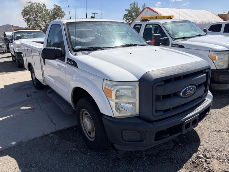 2012-ford-f250-sd-image-2