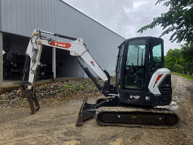 2023-bobcat-e42-image-5