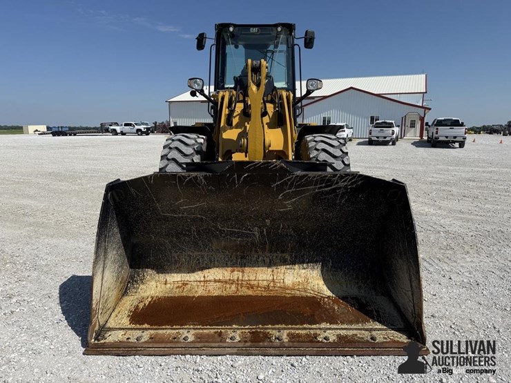 2021-caterpillar-920-image-2