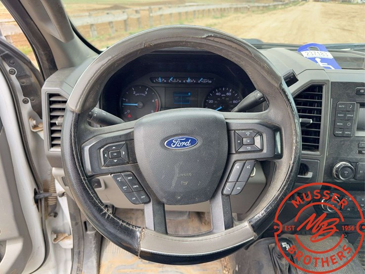 2019-ford-f350-image-23