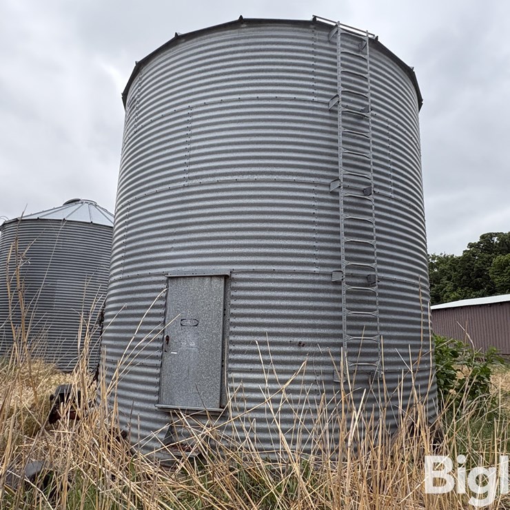 Butler 21’ Diameter Grain Bin