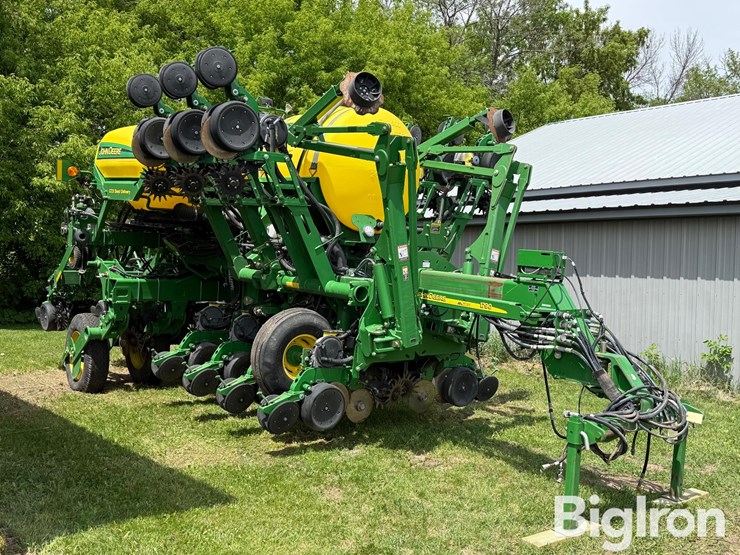 2013-john-deere-1790-ccs-image-3