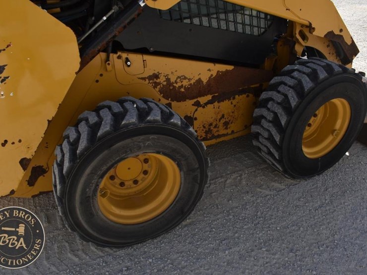 2021-caterpillar-262d3-image-36