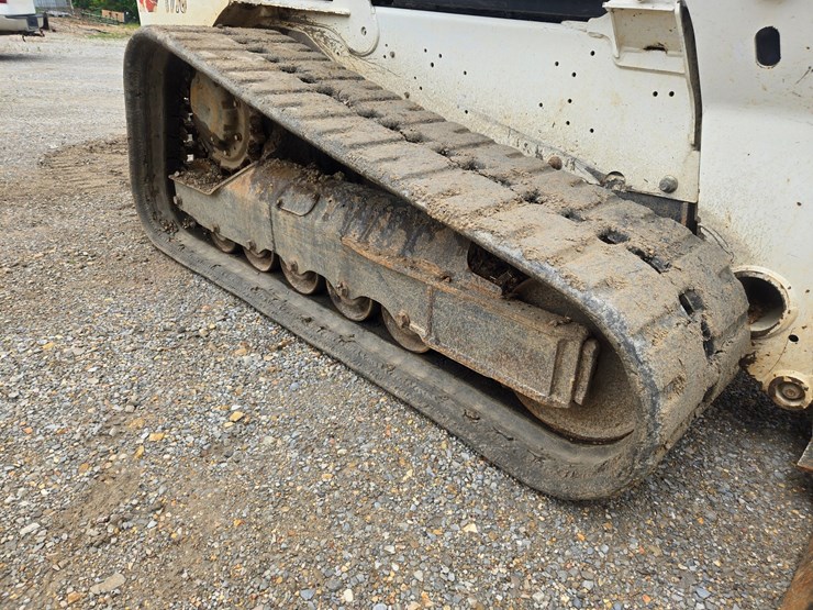 2023-bobcat-t770-image-49