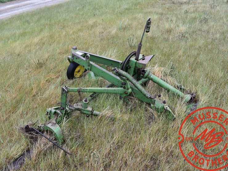 john-deere-38-image-6