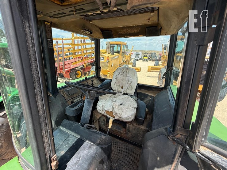 john-deere-4630-image-2