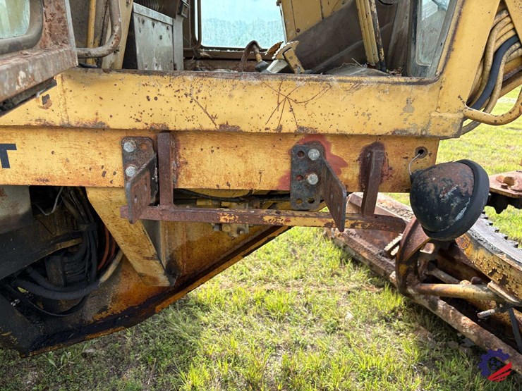 caterpillar-130g-image-63