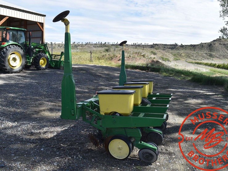 john-deere-30-image-9