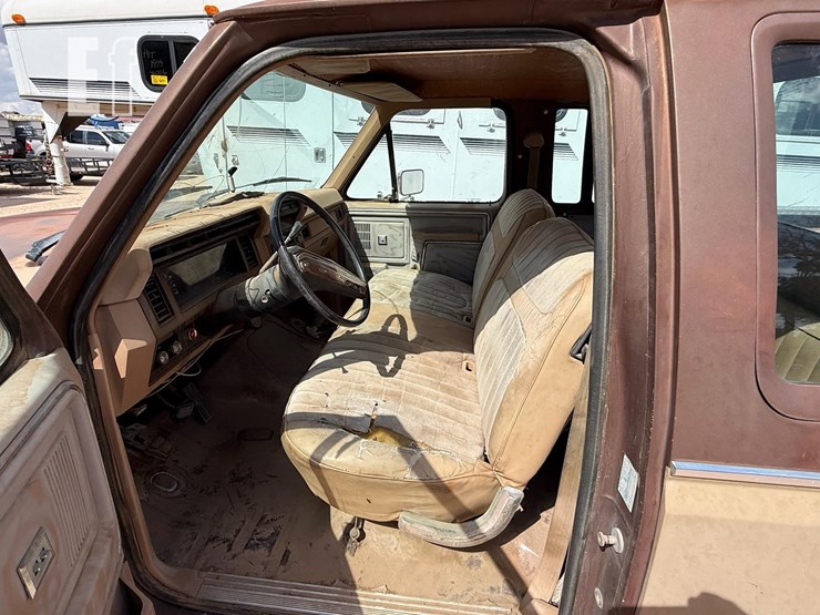 1984-ford-f250-xl-image-4