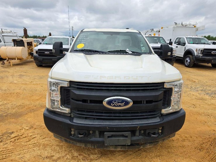 2019-ford-f250-image-5