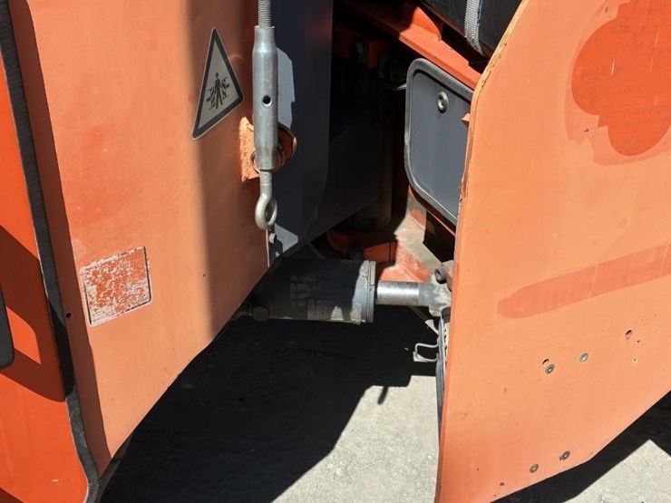 2012-hamm-hd110hv-image-8