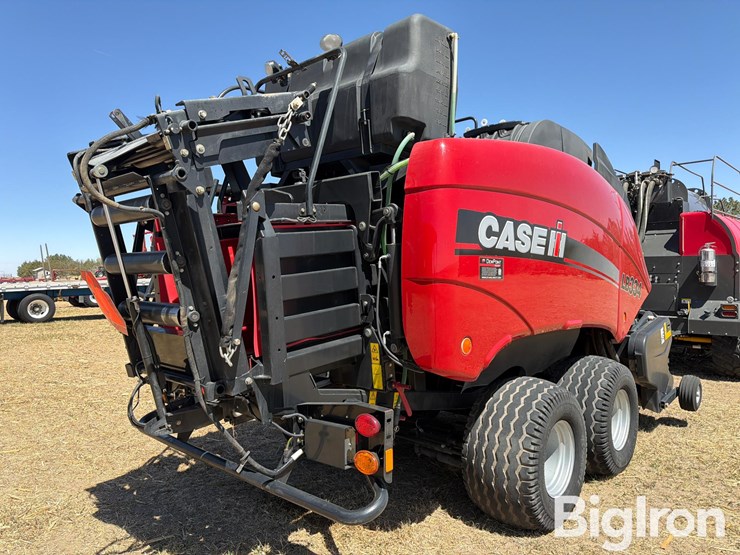 2014-case-ih-lb334-image-3