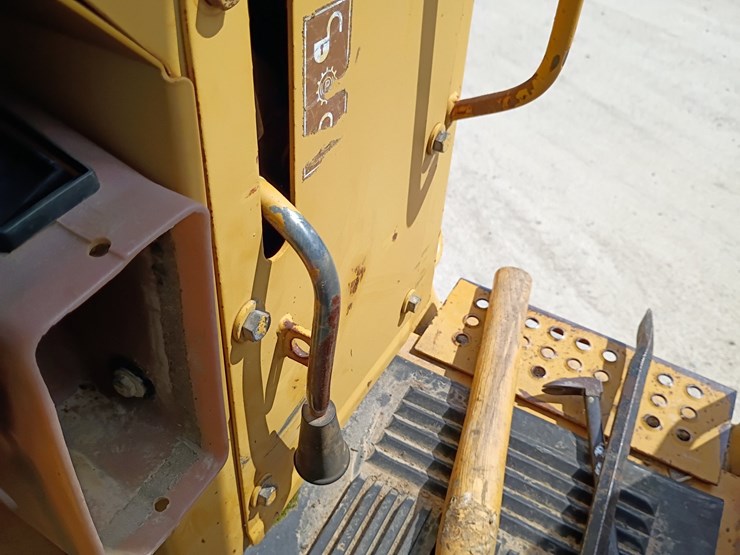 caterpillar-963b-image-45