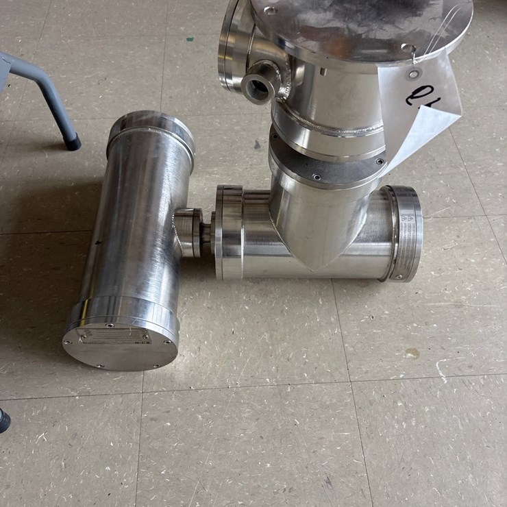 #4040 • EATON OXALIS- UL 1410 EXPLOSION/FLAMEPROOF ILLUMINATION DEVICE