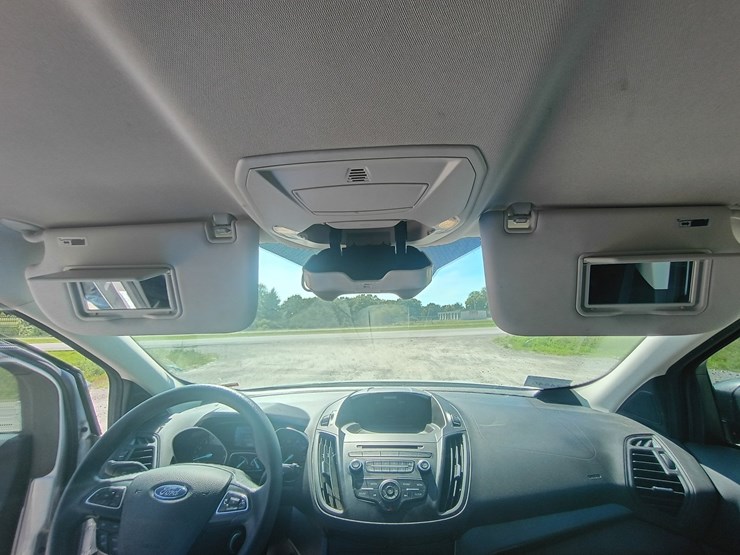 2017-ford-escape-image-50