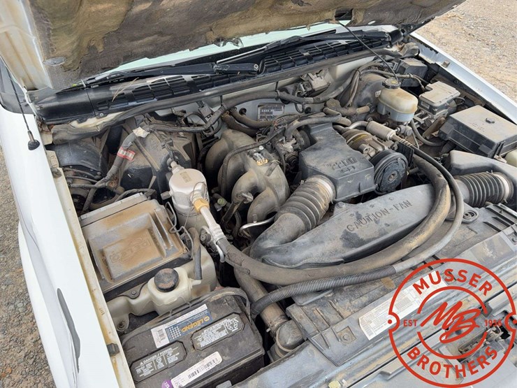 2000-chevrolet-s10-image-11
