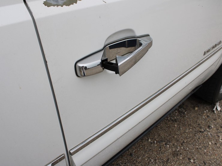 2008-gmc-yukon-xl-image-8