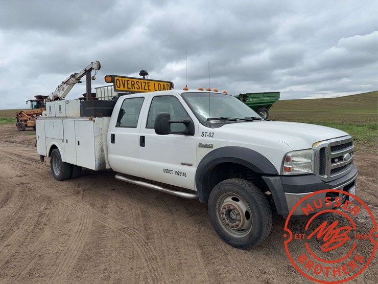 2007-ford-f450-image-1