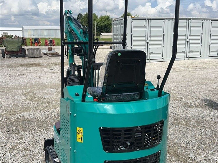 cfg-industrial-h16r-mini-excavator-image-7