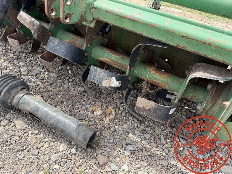 john-deere-72-image-4