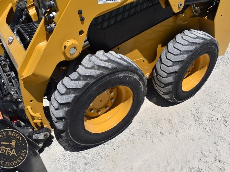 2024-caterpillar-226d3-image-27