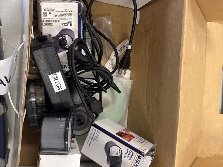 #4046-•-brady-bmp-41-label-printer-image-3